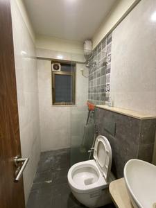 Bathroom Image of 1200 Sq.ft 3 BHK Apartment / Flat for sale in Khar West Mumbai for Rs. 65000090
