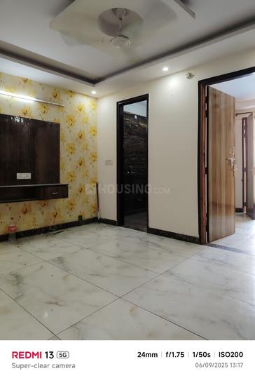 Mahavir Enclave Part 1, Mahavir Enclave Main Image 1