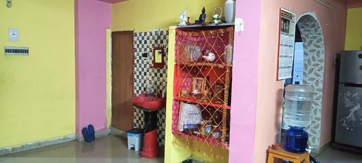 Green hut apartment Main Image 1