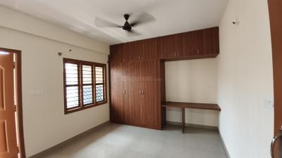 Bedroom Image of 1000 Sq.ft 2 BHK Builder Floor for rent in Mahadevapura Bengaluru for Rs. 43000