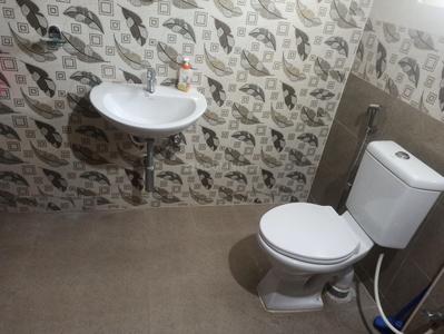 Bathroom Image of 1100 Sq.ft 3 BHK Apartment / Flat for rent in Aashrayaa Onyx, Devarachikkana Halli Bengaluru for Rs. 35000