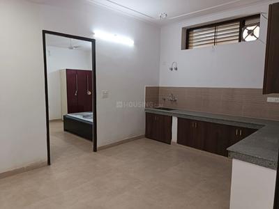 Kitchen Image of 1000 Sq.ft 2 BHK Builder Floor for rent in Sector 72 Noida for Rs. 22000