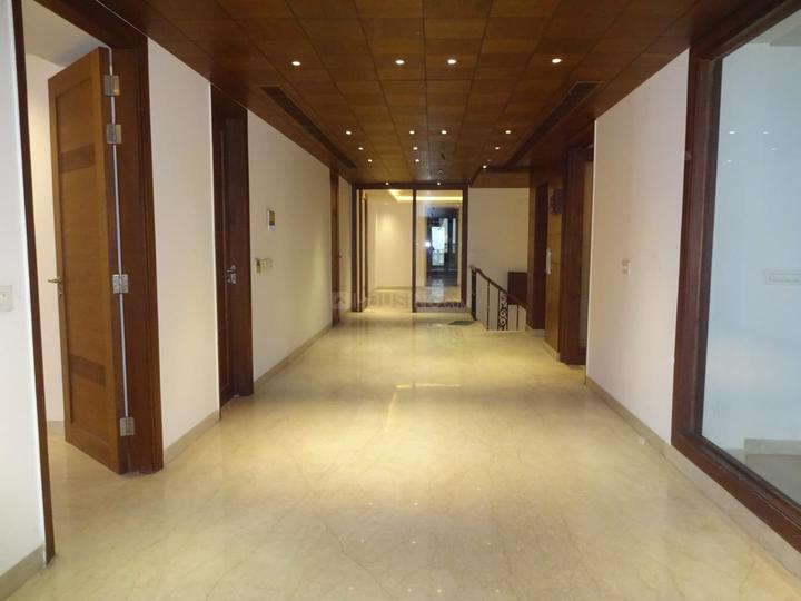 Maharani Bagh Main Image 1