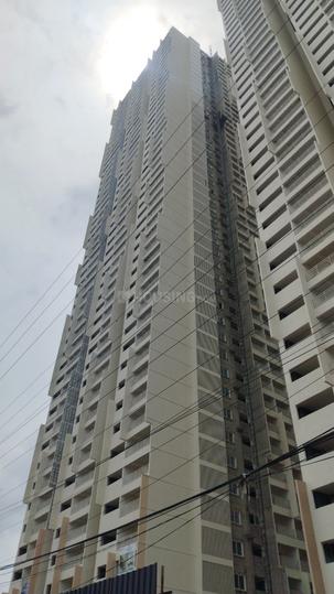 Candeur Crescent Main Image 1