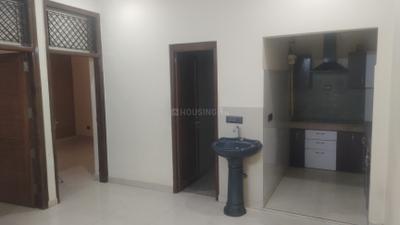 Living Room Image of 1333 Sq.ft 2 BHK Builder Floor for rent in Sector 41 Noida for Rs. 32000