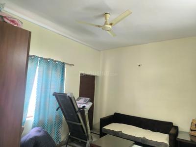 Bedroom Image of 1500 Sq.ft 1 BHK Builder Floor for rent in Sector 17 Faridabad for Rs. 21000
