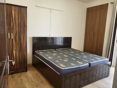 Bedroom Image of 2002 Sq.ft 3 BHK Apartment / Flat for rent in Experion The Heartsong, Sector 108 Gurgaon for Rs. 60000