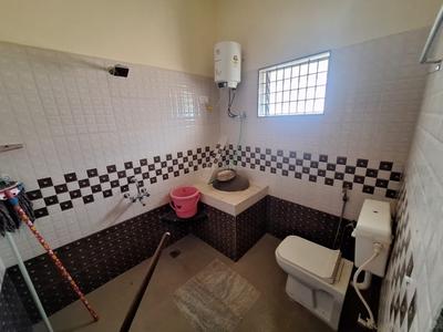 Bathroom Image of 2100 Sq.ft 3 BHK Independent House for rent in Doddanagudde Udupi for Rs. 22000