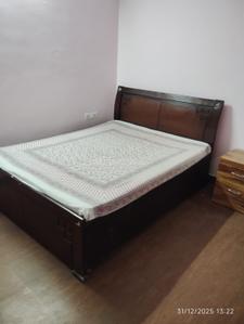 Bedroom Image of 1050 Sq.ft 2 BHK Builder Floor for rent in Sector 27 Gurgaon for Rs. 40000