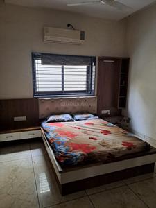 Bedroom Image of 2050 Sq.ft 4 BHK Villa for rent in Maninagar Ahmedabad for Rs. 40000