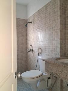 Common Bathroom Image of 1069 Sq.ft 2.5 BHK Apartment / Flat for sale in Paras Tierea, Sector 137 Noida for Rs. 8900000