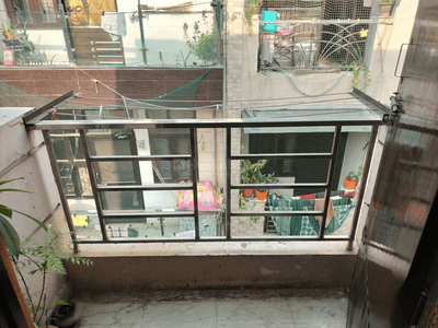 Balcony Image of 540 Sq.ft 2 BHK Independent House for sale in Shahdara New Delhi for Rs. 4000000