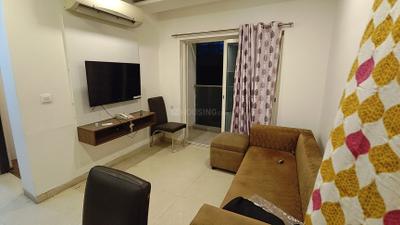 Living Room Image of 1150 Sq.ft 2 BHK Apartment / Flat for rent in Phoenix Golfedge Residences, Gachibowli Hyderabad for Rs. 49000