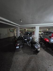 Image of 1600 Sq.ft 3 BHK Builder Floor for sale in Laxmi Nagar, New Delhi for Rs. 16000000