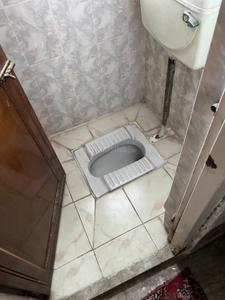 Bathroom Image of 685 Sq.ft 1 BHK Apartment / Flat for rent in Eldeco Garden Estate, Rai Purwa Kanpur for Rs. 18000