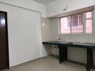 Kitchen Image of 800 Sq.ft 2 BHK Apartment / Flat for rent in Bhugaon Pune for Rs. 16000
