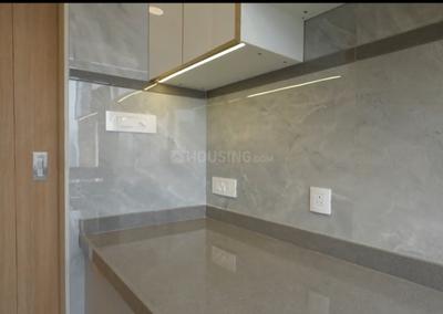 Kitchen Image of 530 Sq.ft 1 BHK Apartment / Flat for sale in Matunga East Mumbai for Rs. 27600000