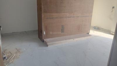 5 BHK Flat