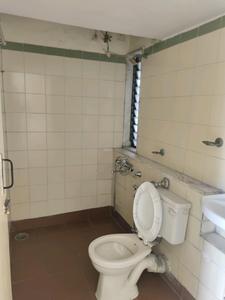 Harbour Court Attached Bathroom with Bedroom Two 3