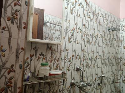 Bathroom Image of 820 Sq.ft 2 BHK Apartment / Flat for sale in Salkia Howrah for Rs. 3800000