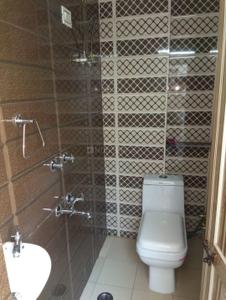 Bathroom Image of 155 Sq.ft 1 RK Builder Floor for rent in Chhattarpur New Delhi for Rs. 7000
