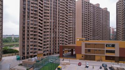Image of 1205 Sq.ft 2 BHK Apartment / Flat for rent in Adani Aster Phase 1, Vaishno Devi Circle, Ahmedabad for Rs. 41000