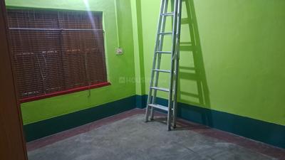 Bedroom Image of 1000 Sq.ft 2 BHK Independent House for rent in Madhyamgram Kolkata for Rs. 5500
