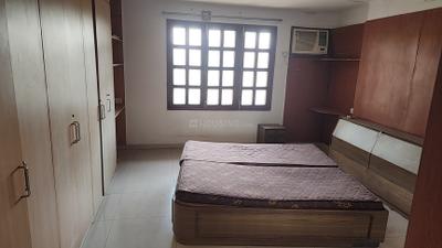 Bedroom Image of 800 Sq.ft 2 BHK Apartment / Flat for rent in Paldi Ahmedabad for Rs. 28000