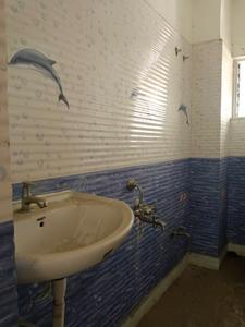 Common Bathroom Image of 1200 Sq.ft 3 BHK Apartment / Flat for sale in Behala Kolkata for Rs. 5500000