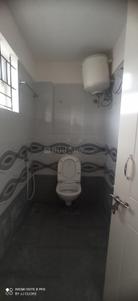 Bathroom Image of 770 Sq.ft 1 BHK Apartment / Flat for rent in Kadubeesanahalli Bengaluru for Rs. 25000