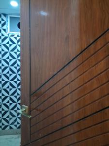 Common Bathroom Image of 1050 Sq.ft 2 BHK Apartment / Flat for sale in Sector 73 Noida for Rs. 4200000