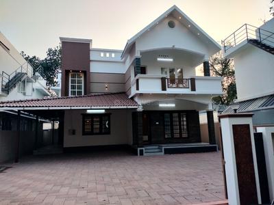 Image of 2450 Sq.ft 4 BHK Independent House for sale in Kakkanad, Kochi for Rs. 14500000