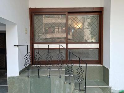 Bedroom Image of 1953 Sq.ft 3 BHK Builder Floor for rent in Uday Park New Delhi for Rs. 90000