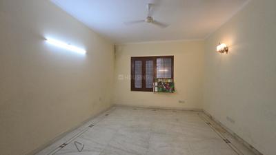Bedroom Image of 3600 Sq.ft 4 BHK Builder Floor for sale in Freedom Fighters Enclave New Delhi for Rs. 27000000