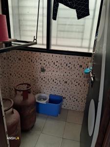 Bathroom Image of 1000 Sq.ft 2 BHK Apartment / Flat for rent in Manewada Nagpur for Rs. 16000