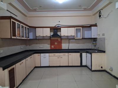 Kitchen Image of 2400 Sq.ft 4 BHK Builder Floor for rent in Sector 61 Noida for Rs. 55000