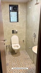 Bathroom Image of 2000 Sq.ft 3.5 BHK Independent House for rent in Chembur Mumbai for Rs. 175000