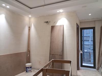 Bedroom Image of 1800 Sq.ft 3 BHK Builder Floor for sale in Paschim Vihar New Delhi for Rs. 40000000