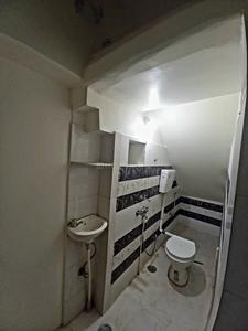 Bathroom Image of 900 Sq.ft 2 BHK Builder Floor for rent in Khema-Ka-Kuwa Jodhpur for Rs. 16000