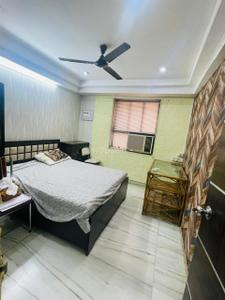 Bedroom Image of 600 Sq.ft 2 BHK Apartment / Flat for sale in Khar West Mumbai for Rs. 26000000