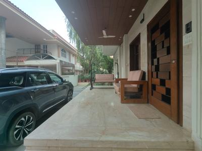 Balcony Image of 6840 Sq.ft 5 BHK Villa for sale in Satellite Ahmedabad for Rs. 135000000