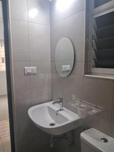 Bathroom Image of 600 Sq.ft 2 BHK Apartment / Flat for rent in Shriram WYT Field, Bommenahalli Bengaluru for Rs. 27000