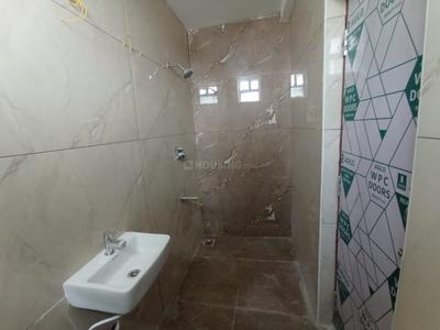 Bathroom Image of 958 Sq.ft 2 BHK Apartment / Flat for sale in Selaiyur Chennai for Rs. 7864000