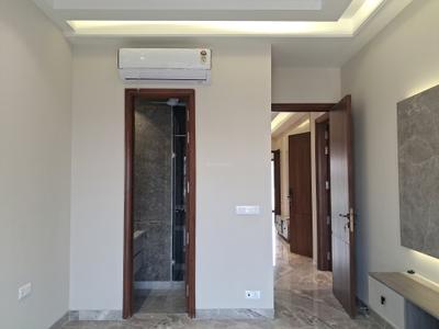 Bedroom Image of 1350 Sq.ft 3 BHK Builder Floor for sale in Paschim Vihar New Delhi for Rs. 31000000