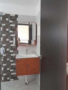 Bathroom Image of 1500 Sq.ft 3 BHK Apartment / Flat for rent in Argora Ranchi for Rs. 25000