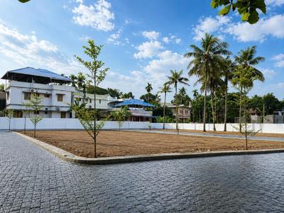 Image of 1742 Sq.ft Residential Plot / Land for sale in Kakkanad, Kochi for Rs. 1300001