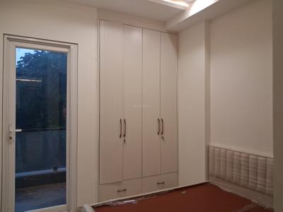 Bedroom Image of 1350 Sq.ft 3 BHK Builder Floor for sale in Paschim Vihar New Delhi for Rs. 27500000