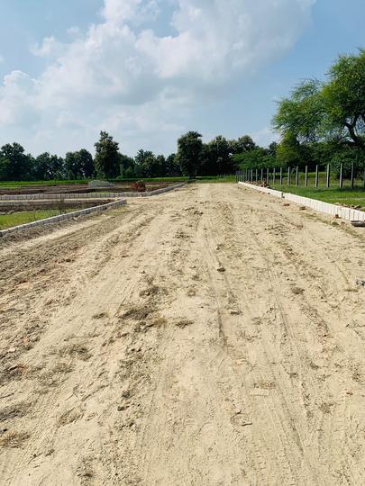 Gosainganj Main Image 1
