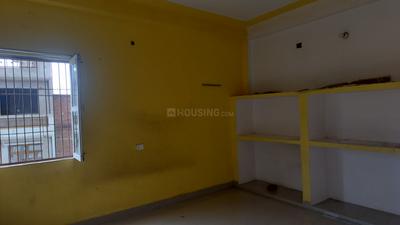 Bedroom Image of 900 Sq.ft 2 BHK Builder Floor for rent in Neel Matha Lucknow for Rs. 7500