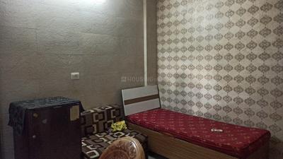 Bedroom Image of 308 Sq.ft 1 RK Builder Floor for rent in Patel Nagar New Delhi for Rs. 12098